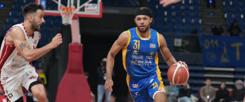 Torino piazza il colpo in casa della capolista Pesaro
