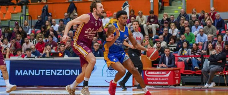 Serata da incubo a Livorno, Torino travolta dalla Libertas
