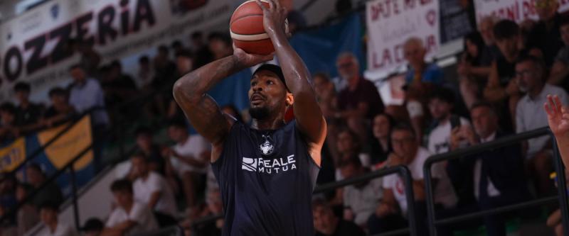 GUARDA GLI HIGHLIGHTS: Scrimmage Preseason Reale Mutua vs Ginevra